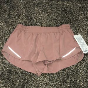 Lululemon Hotty Hot Short